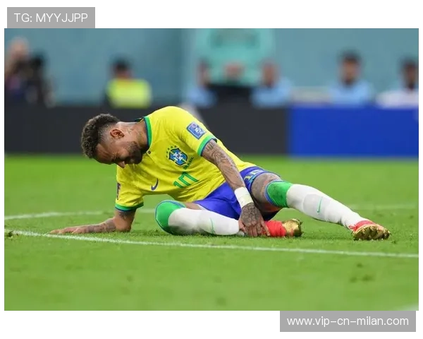 内马尔贴地传球精确找到直插点，巴西形成高压攻势