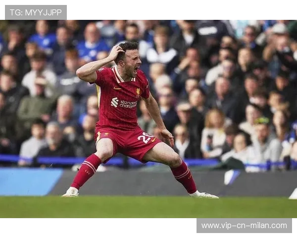 利物浦替补上场即刻发威，若塔挑射入网