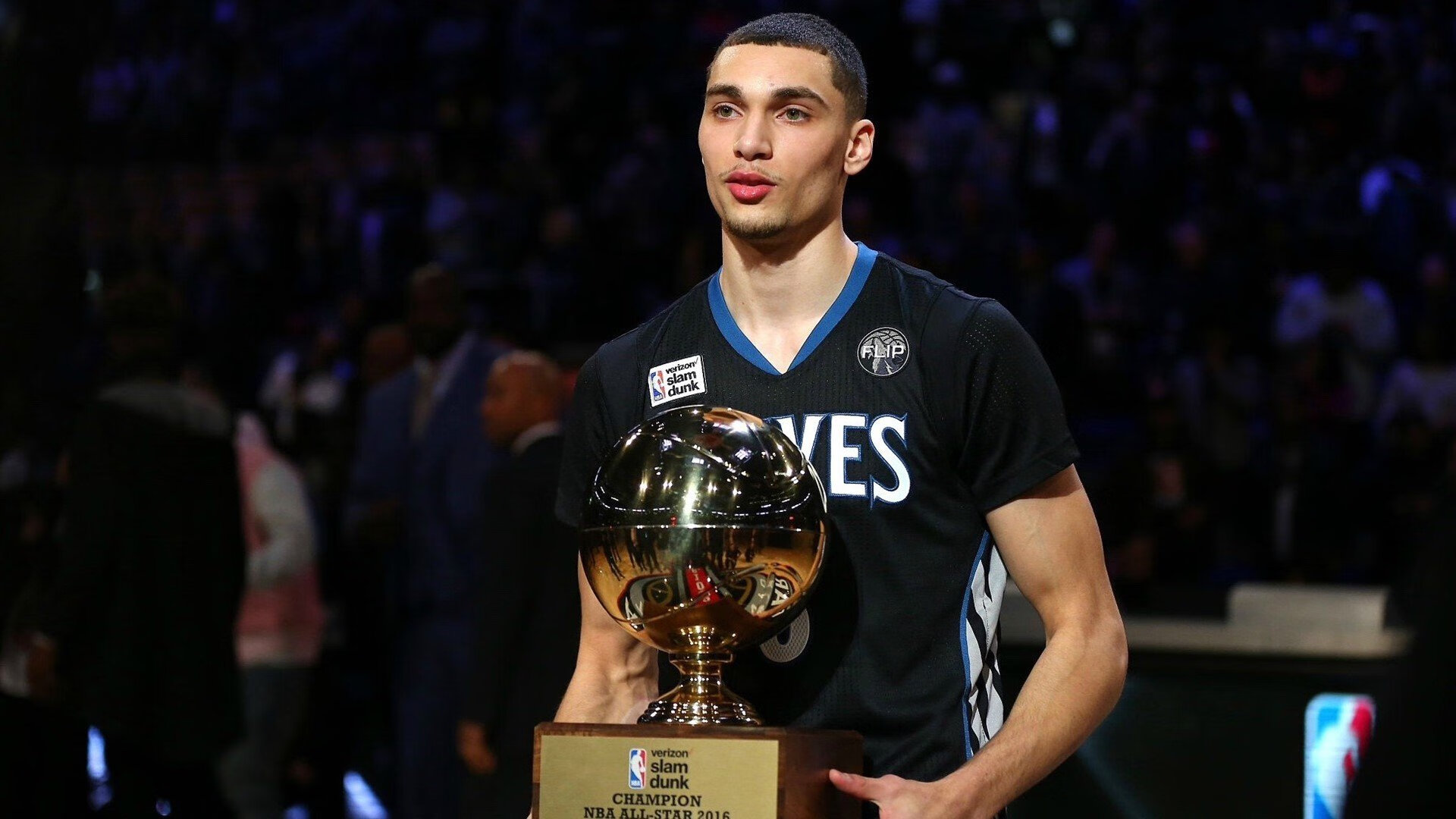 NBA夏季联赛杨瀚森场均数据抢眼吸粉无数,杨瀚森身高