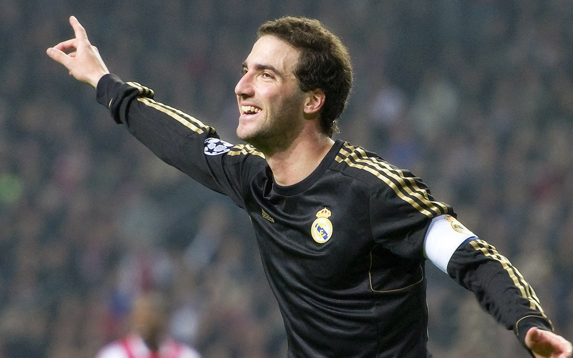 C罗逆转战胜强敌世界杯小组赛,c罗逆转的比赛